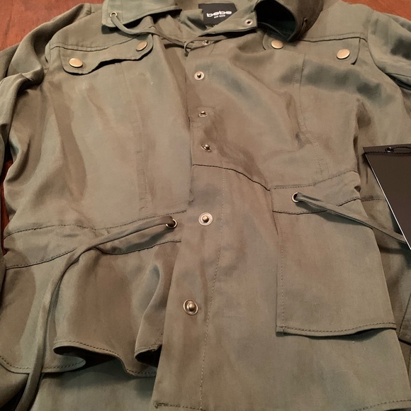 Brand new rare and collectible Bebe khaki jacket size Large, beautiful fabric - Picture 5 of 5